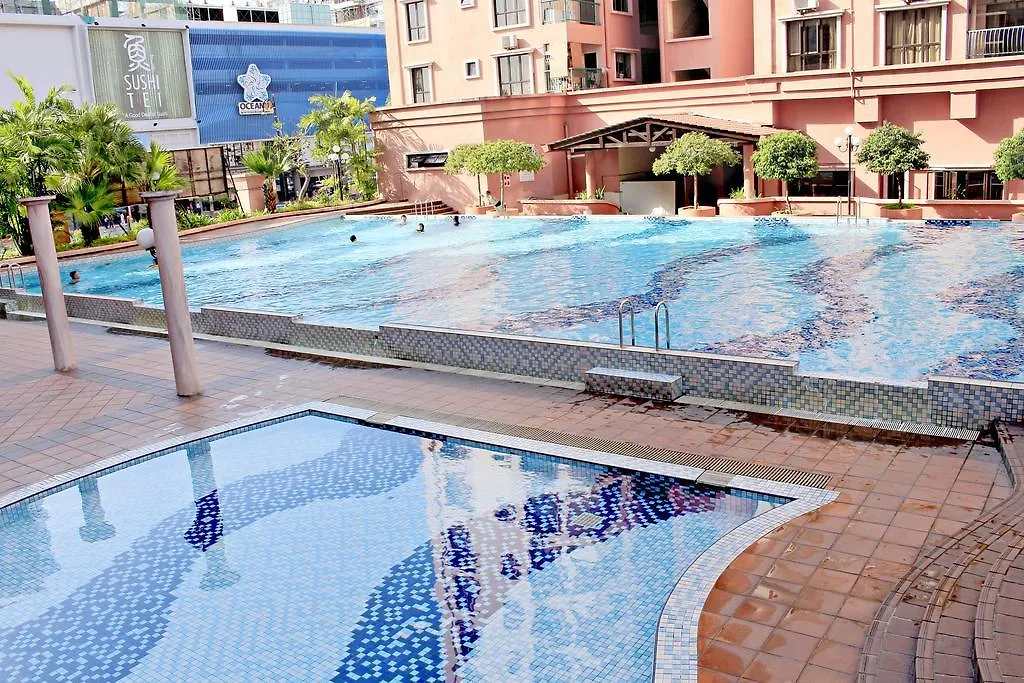 Marina Court Kota Kinabalu-Stay And Get Cash Rebate 0*,  Ma­lay­sia