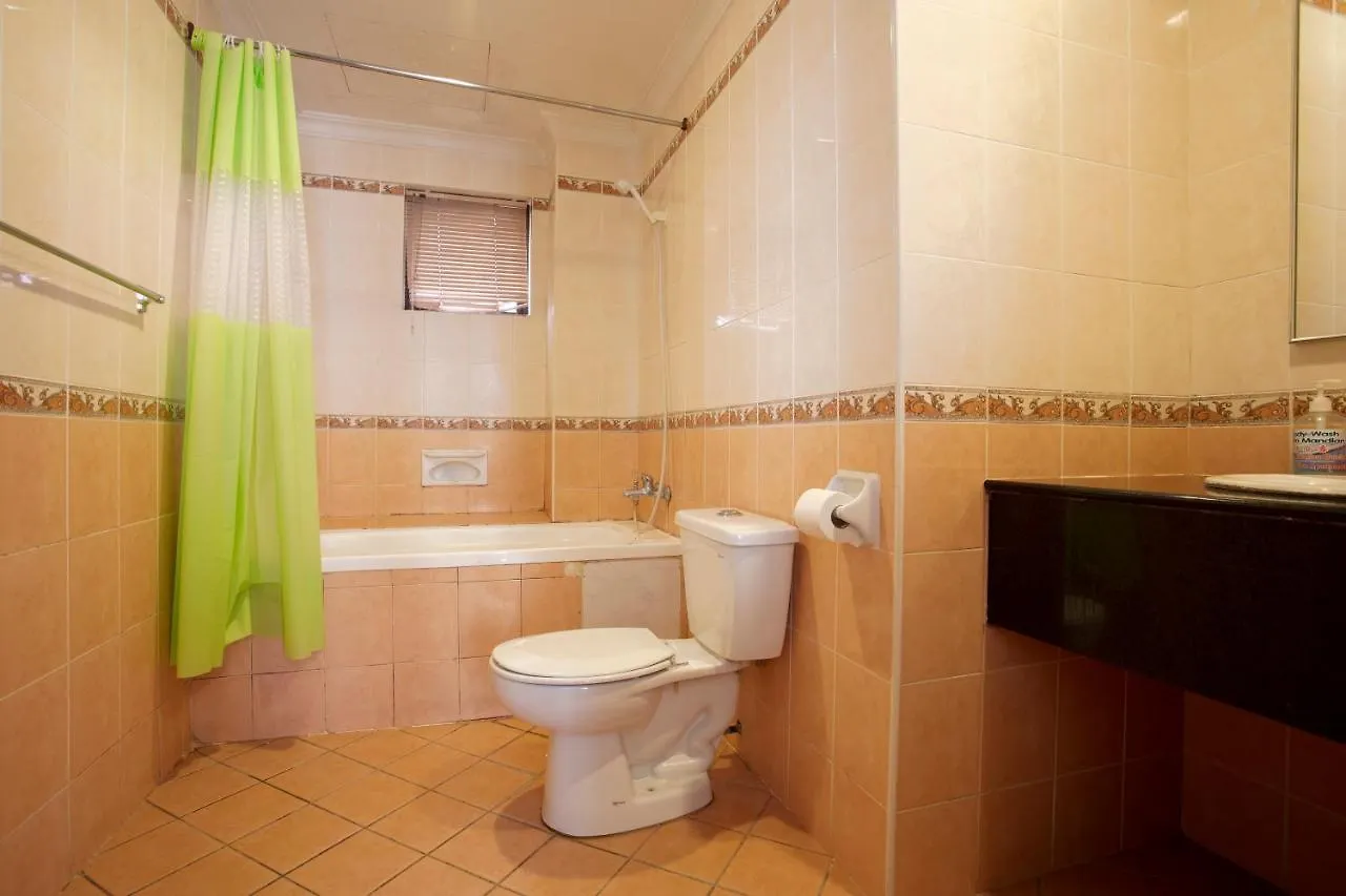 Marina Court Kota Kinabalu-Stay And Get Cash Rebate 0*,  Ma­lay­sia